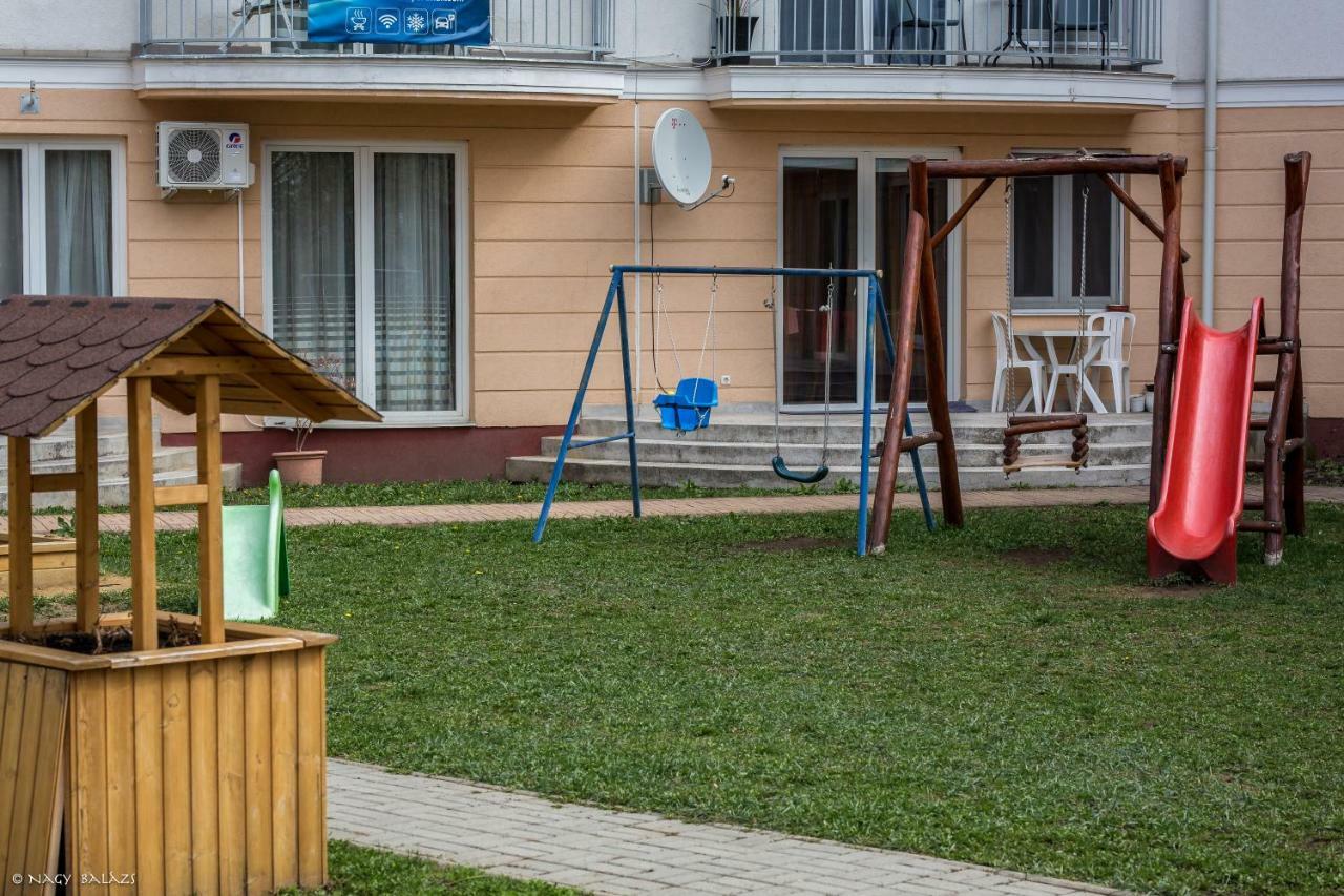 Ikon Apartman Hajdúszoboszló Exterior foto